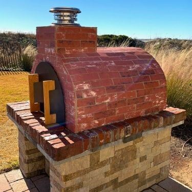 Pizza oven wood fired